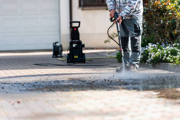 Best Garage Pressure Washing  in Bay Minette, AL